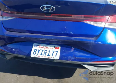 2022 Hyundai Elantra Sel z USA, uszkodzony, nr VIN KMHLM4AG7NU255101